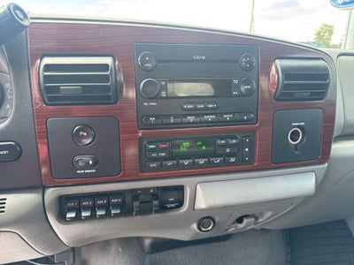 2005 Ford F-350SD Lariat