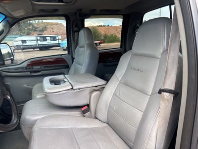 2005 Ford F-350SD Lariat