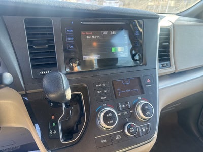 2017 Toyota Sienna L 7 Passenger