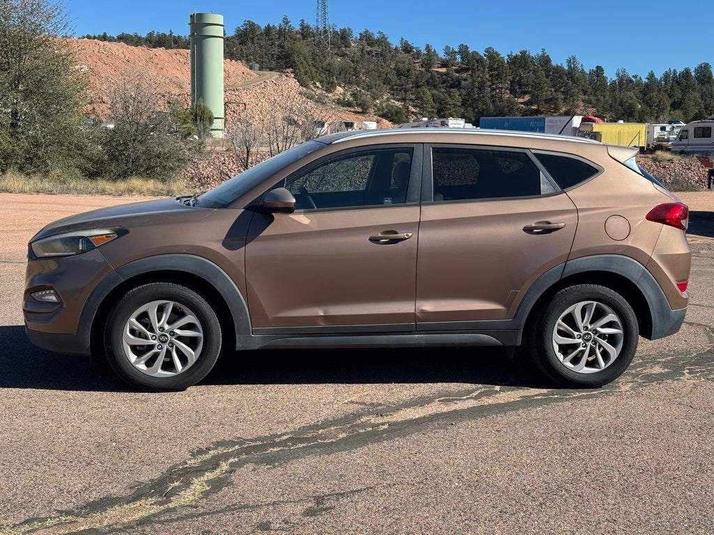 2016 Hyundai Tucson SE